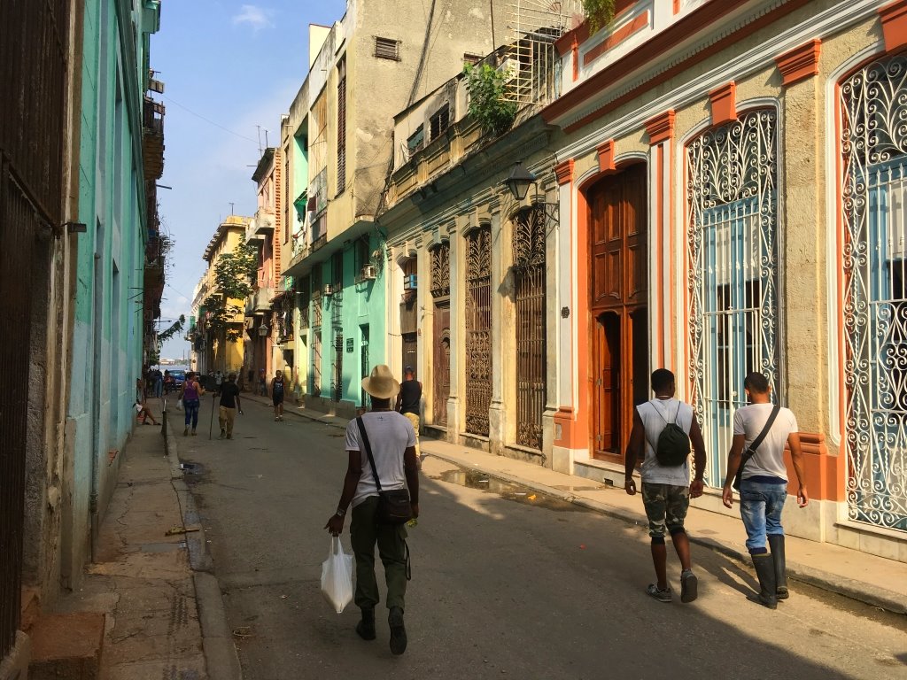 luz street havana